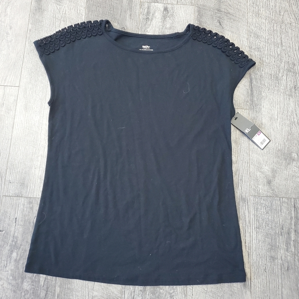 Black Mossimo Shirt Xl